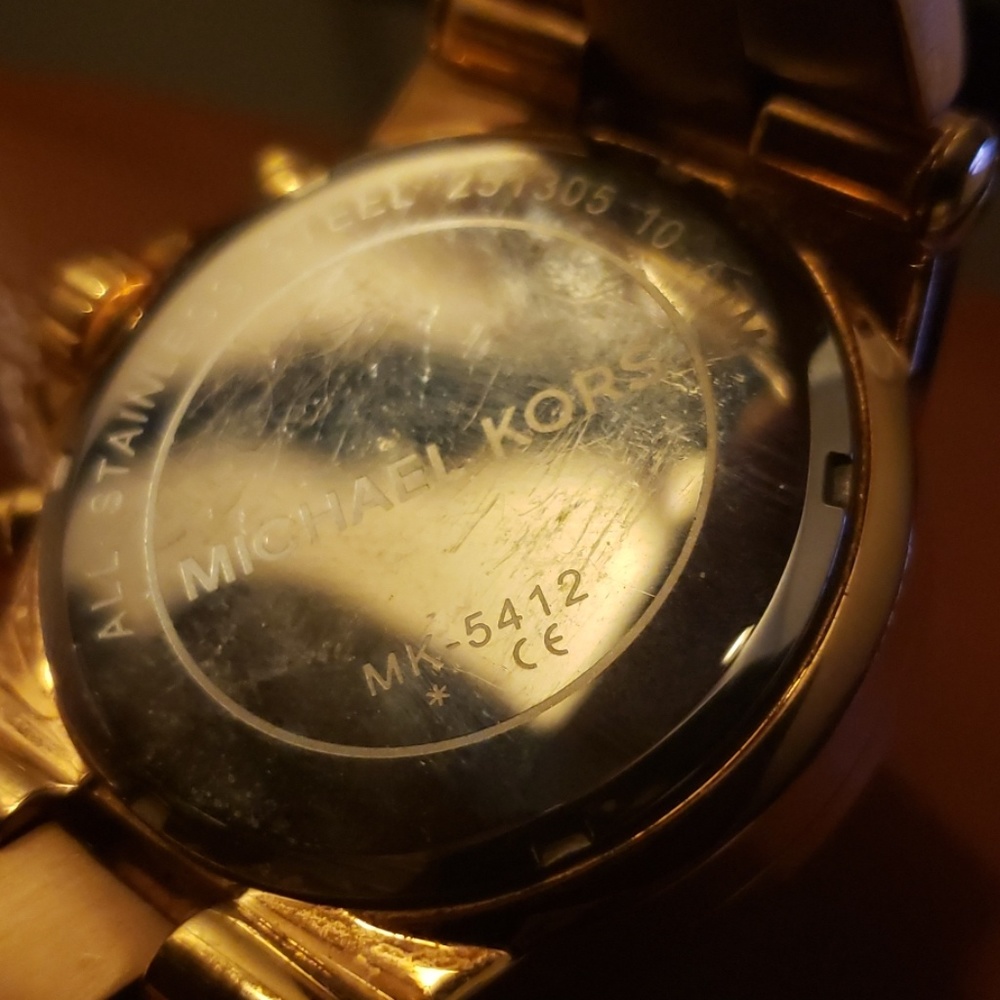 Watch - Picture 4 of 4